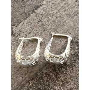 925 LA Hoop Dangle Filigree Open Work Marked 3.24g